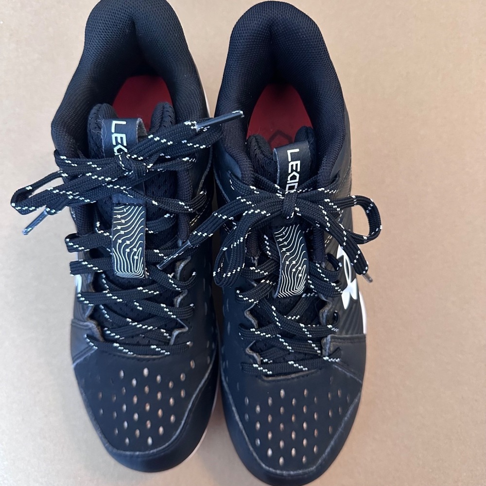 Under Armour Leadoff Baseball Cleats Black Boys Youth Kids 4Y